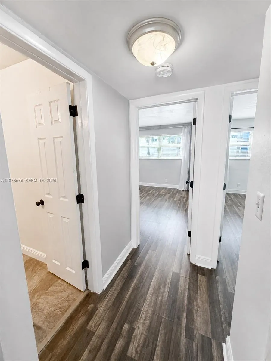 4050 NE 12th Ter #11-1 Oakland Park, FL 33334