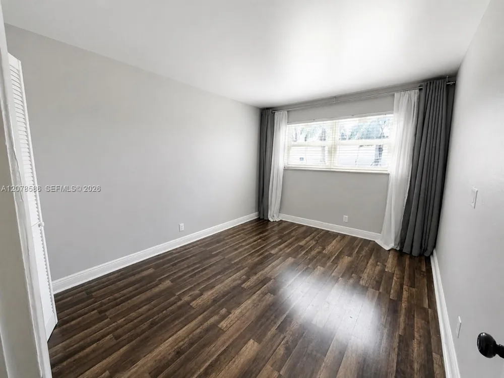 4050 NE 12th Ter #11-1 Oakland Park, FL 33334
