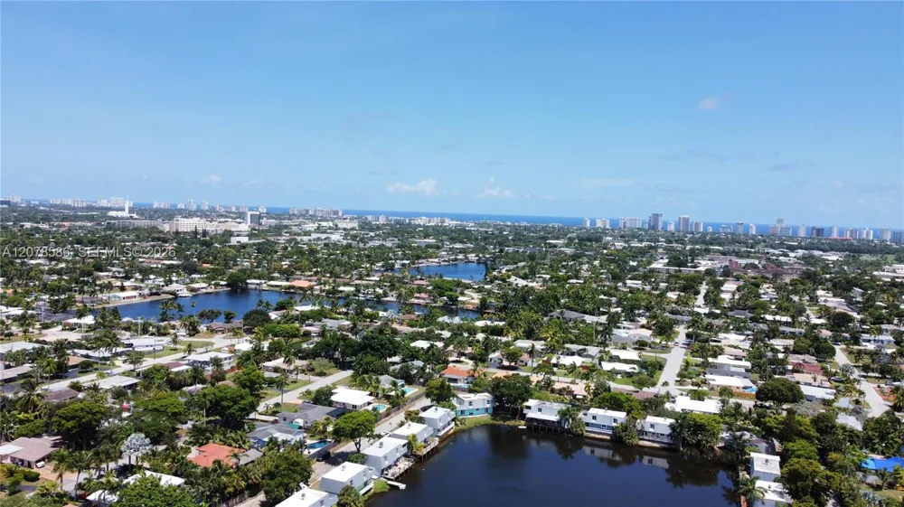 4050 NE 12th Ter #11-1 Oakland Park, FL 33334