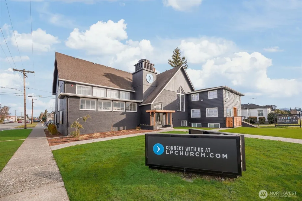 1607 4th Street Marysville, WA 98270