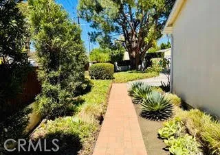 18816 Superior St Northridge, CA 91324