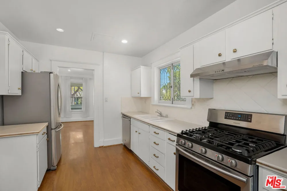 615 E Howard Street Pasadena, CA 91104