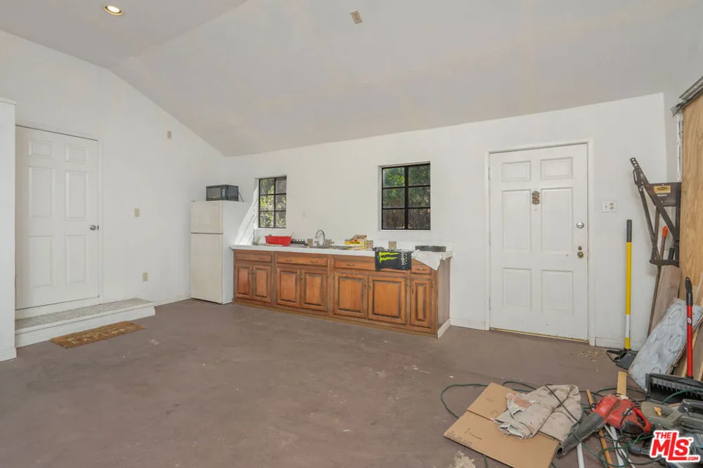 615 E Howard Street Pasadena, CA 91104