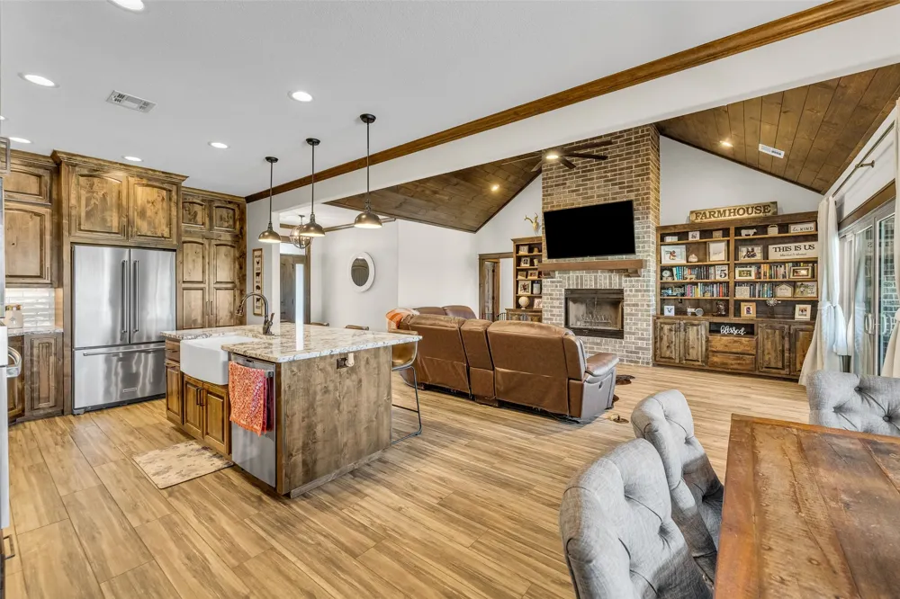 27537 3979 DRIVE Ochelata, OK 74051