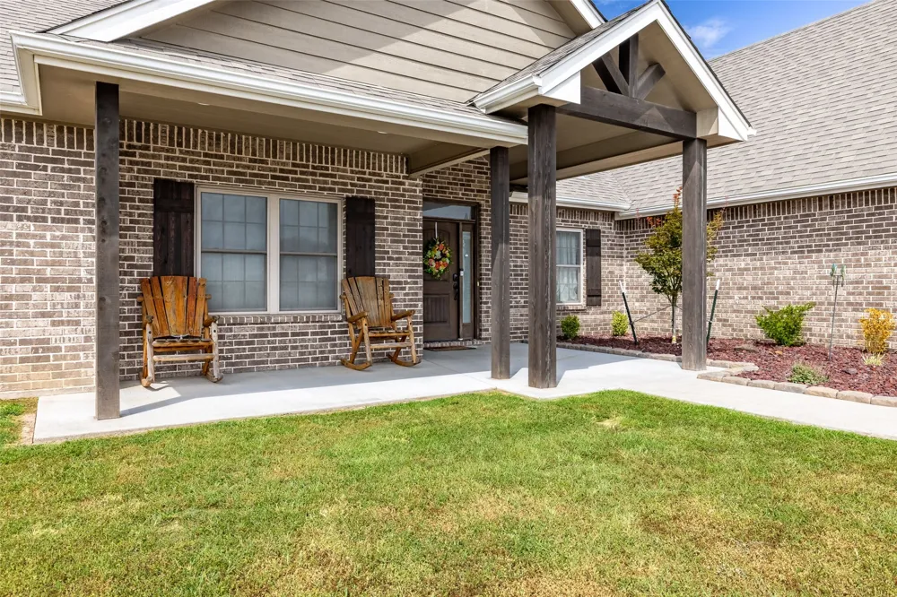 27537 3979 DRIVE Ochelata, OK 74051