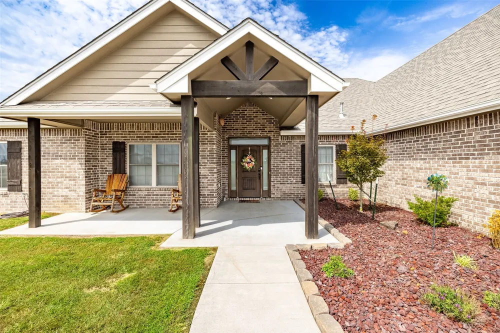 27537 3979 DRIVE Ochelata, OK 74051