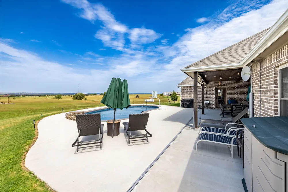 27537 3979 DRIVE Ochelata, OK 74051