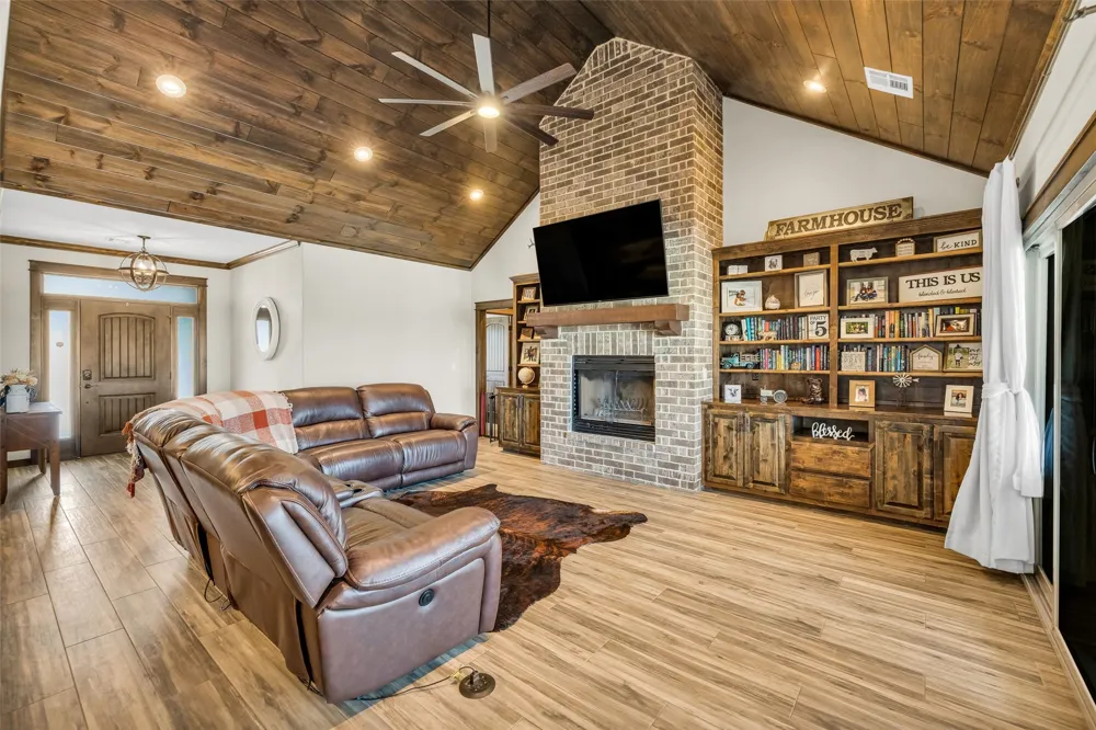 27537 3979 DRIVE Ochelata, OK 74051