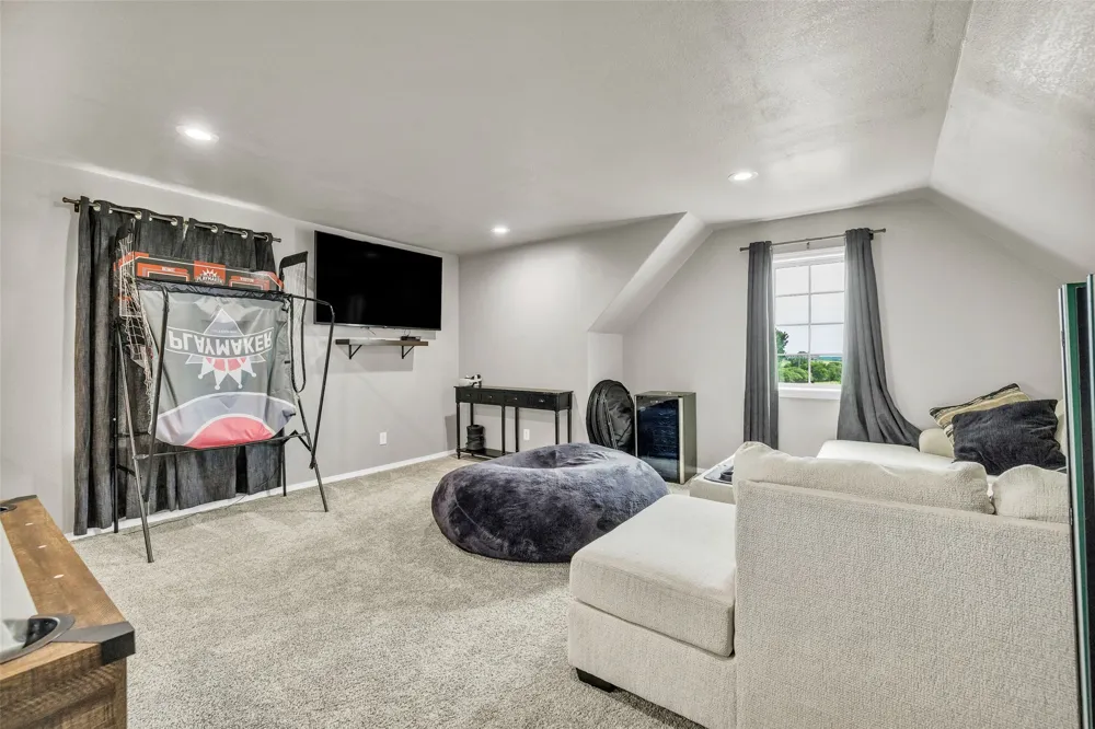 27537 3979 DRIVE Ochelata, OK 74051