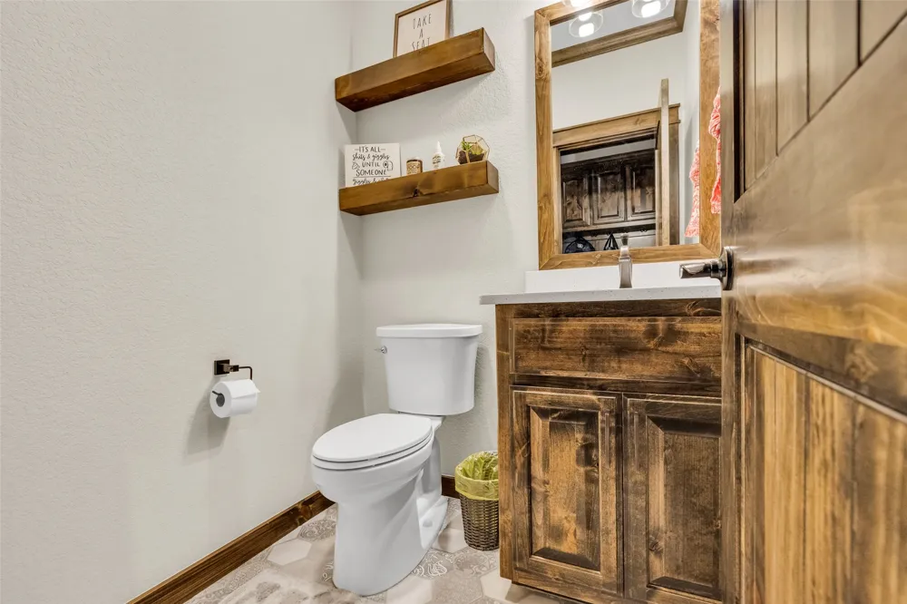 27537 3979 DRIVE Ochelata, OK 74051