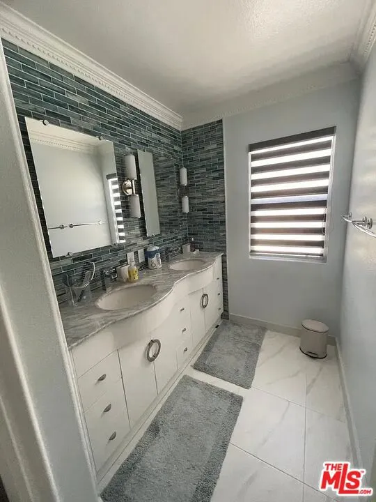 1706 Freeport Terrace Los Angeles, CA 90732
