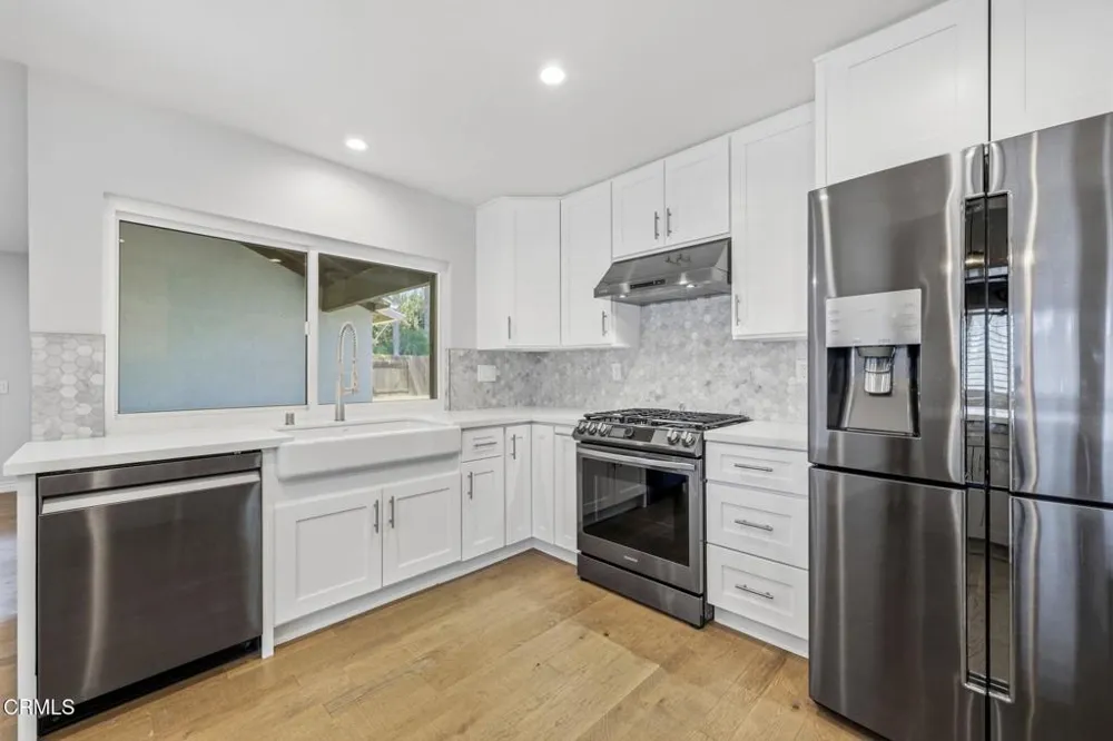1715 Dewayne Avenue Camarillo, CA 93010