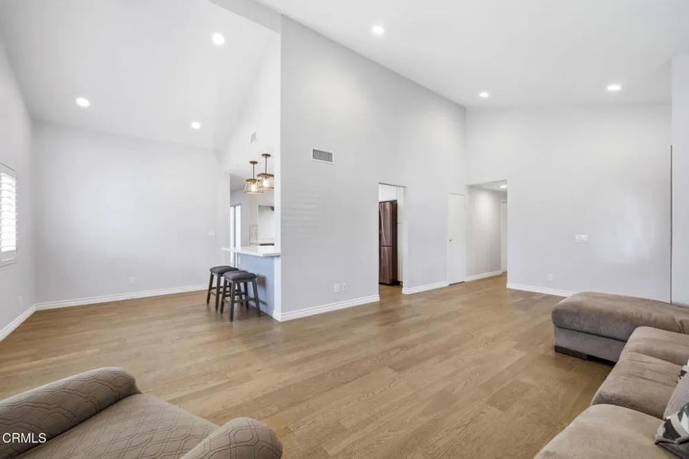 1715 Dewayne Avenue Camarillo, CA 93010