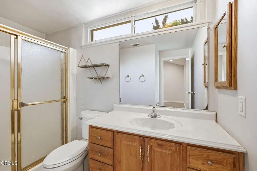 1715 Dewayne Avenue Camarillo, CA 93010