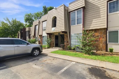 4348 E 67th Street #804