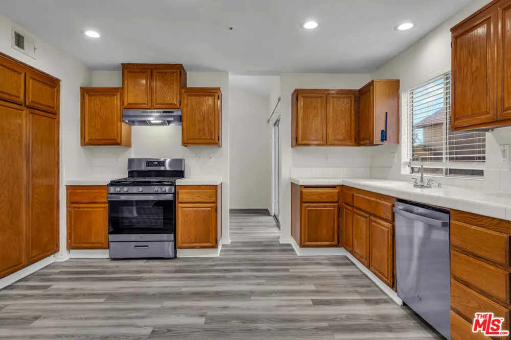 13505 Sutter Court Fontana, CA 92336
