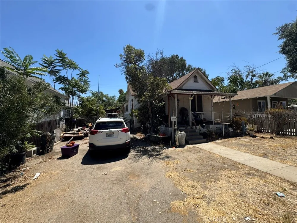 1012 Washington Redlands, CA 92374