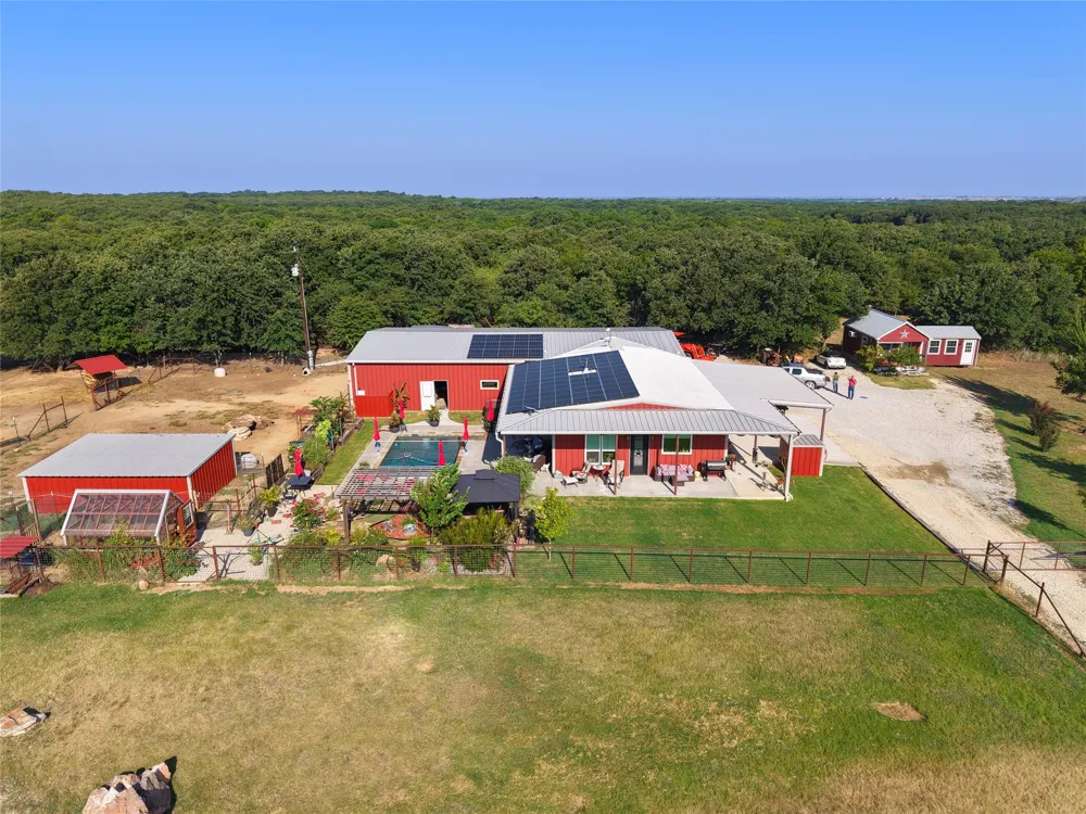 473 May Road Nocona, TX 76255
