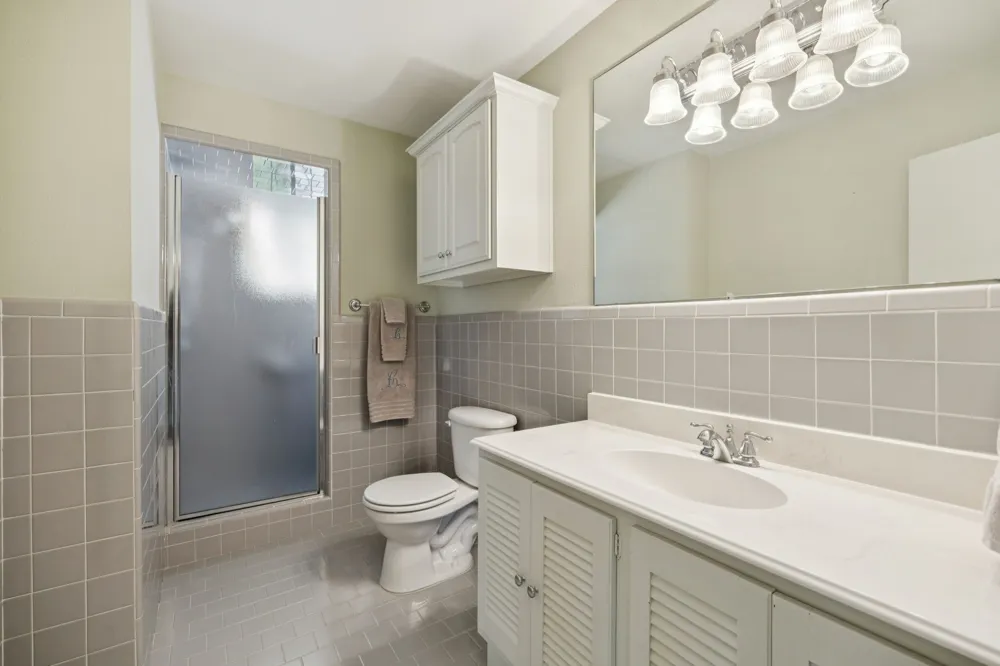 137 Southwood Drive Lancaster, TX 75146