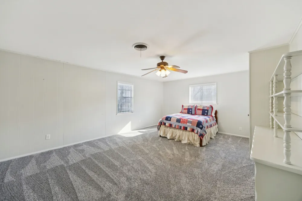 137 Southwood Drive Lancaster, TX 75146