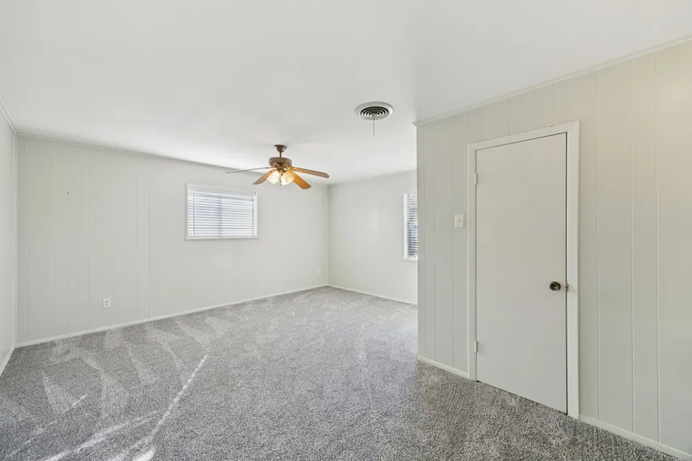 137 Southwood Drive Lancaster, TX 75146
