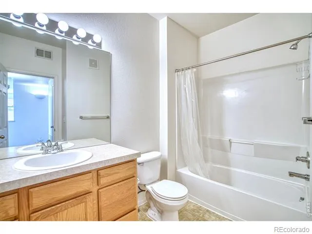 2011 Grays Peak Drive #201 Loveland, CO 80538