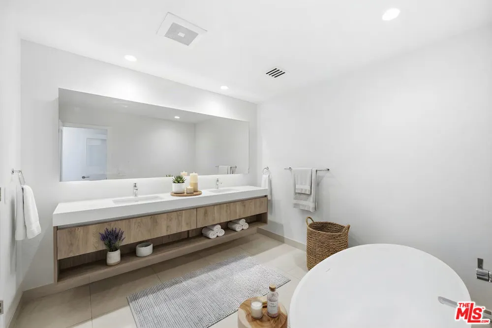 6489 Cavalleri Rd #309 Malibu, CA 90265