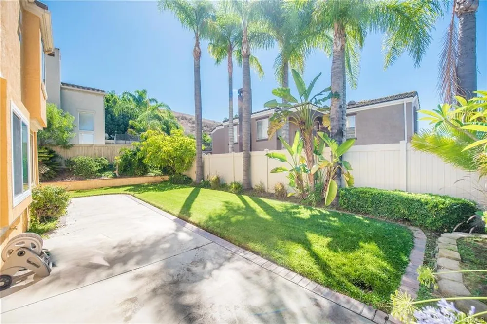 2160 Curry Circle Corona, CA 92879