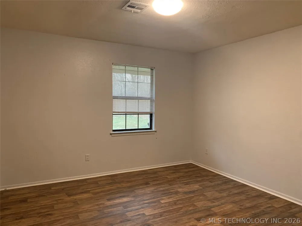 105 E 21st Street Owasso, OK 74055