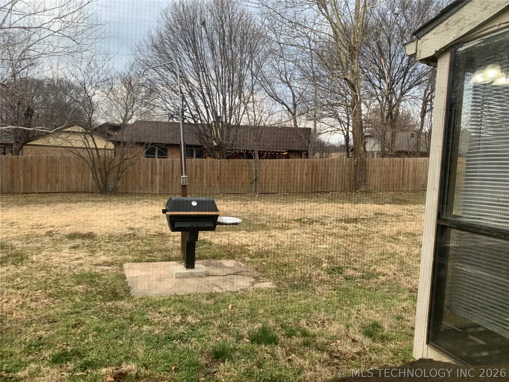 105 E 21st Street Owasso, OK 74055