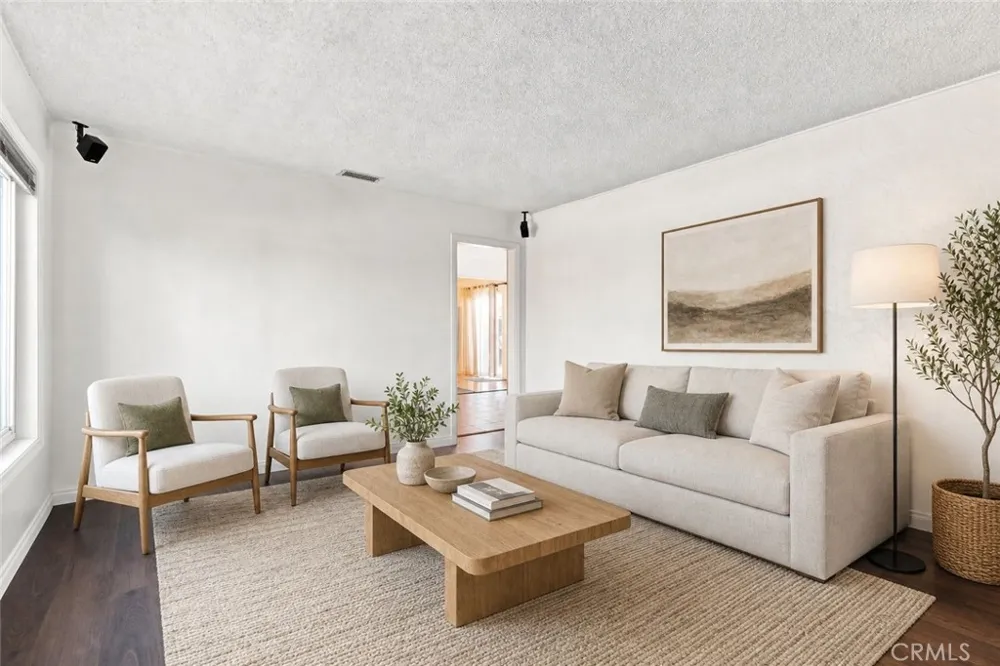 5354 Fairvalley Covina, CA 91722