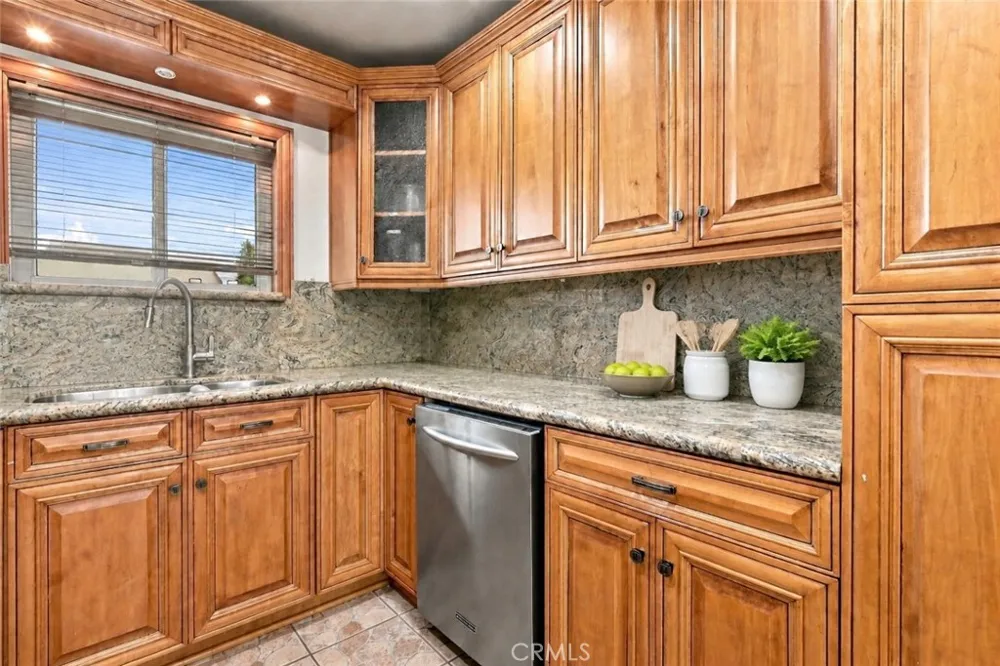 5354 Fairvalley Covina, CA 91722