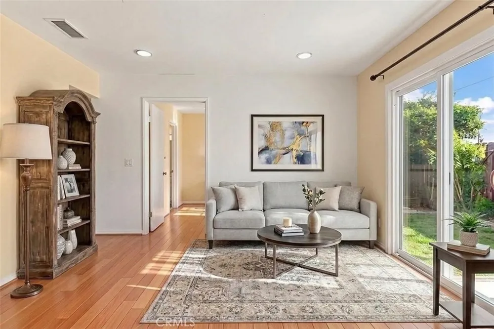 5354 Fairvalley Covina, CA 91722