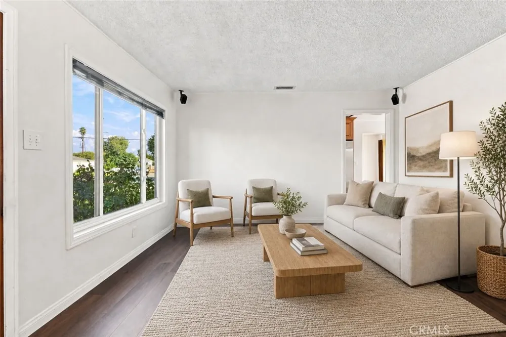5354 Fairvalley Covina, CA 91722