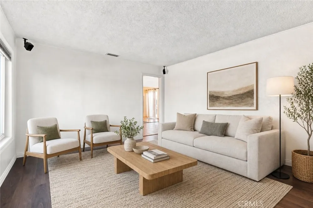 5354 Fairvalley Covina, CA 91722