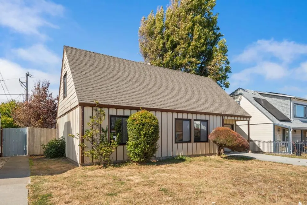 22 Sonora Avenue South San Francisco, CA 94080