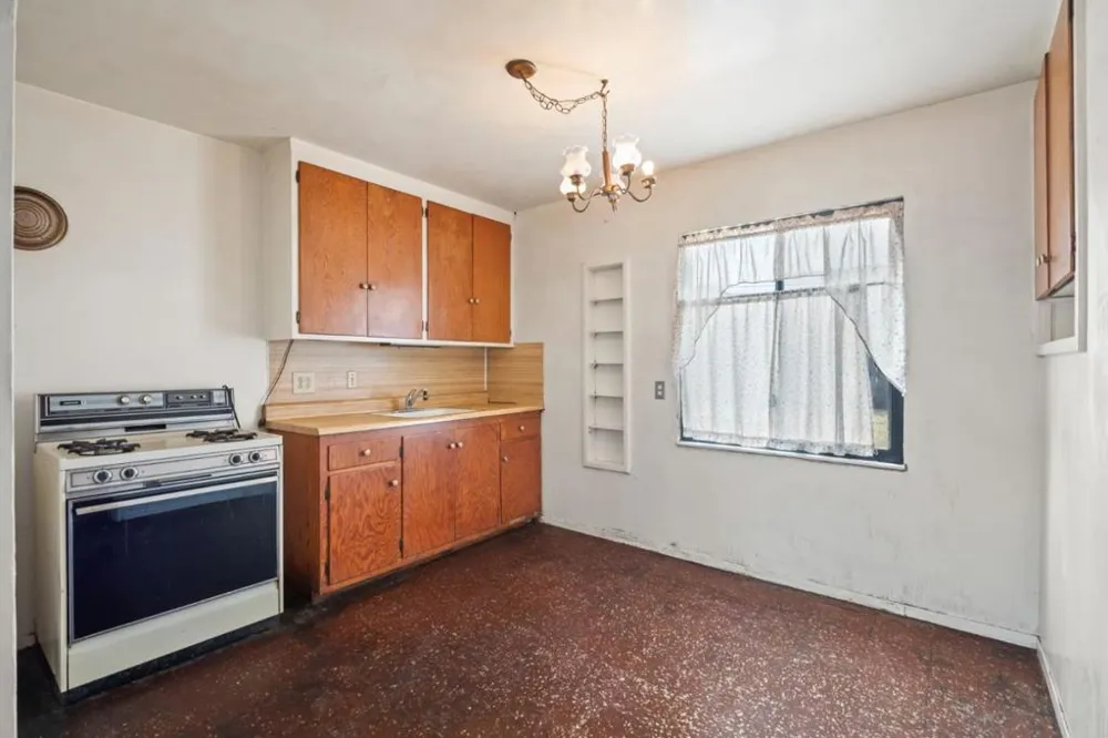22 Sonora Avenue South San Francisco, CA 94080