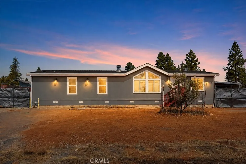 6102 Maxwood Paradise, CA 95969
