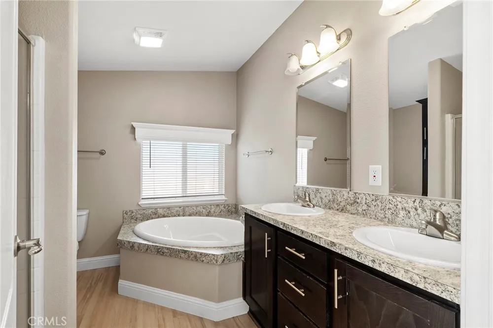 6102 Maxwood Paradise, CA 95969