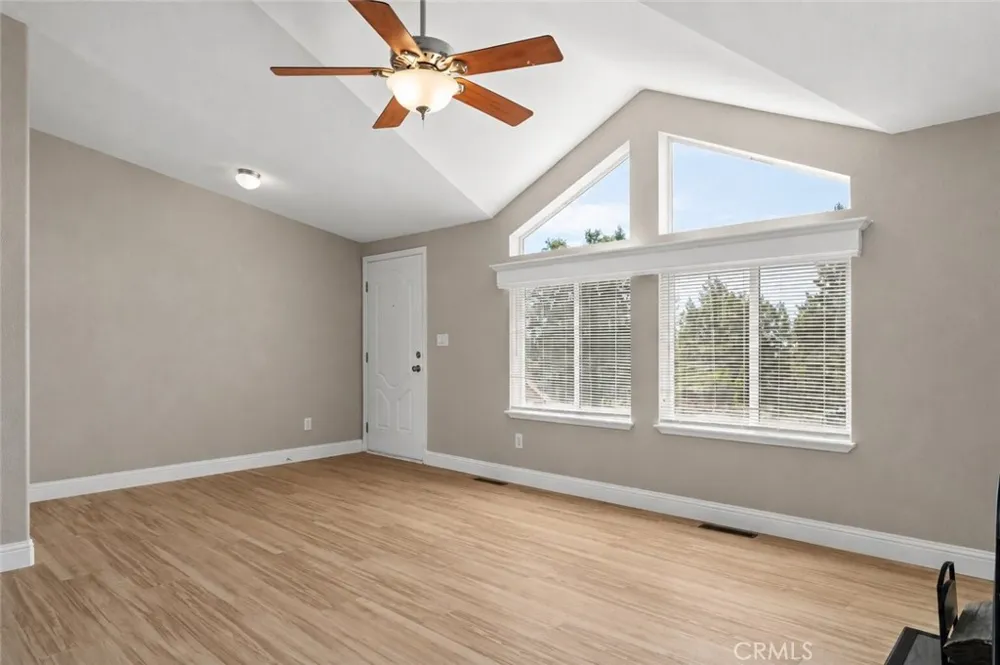 6102 Maxwood Paradise, CA 95969