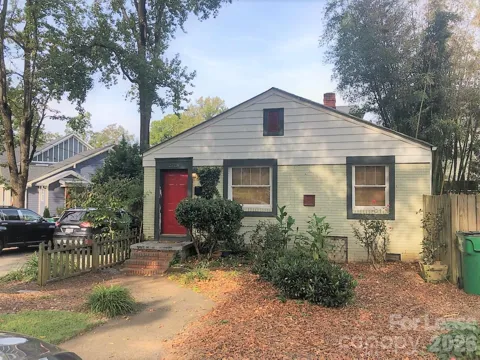2728 Holt Street
