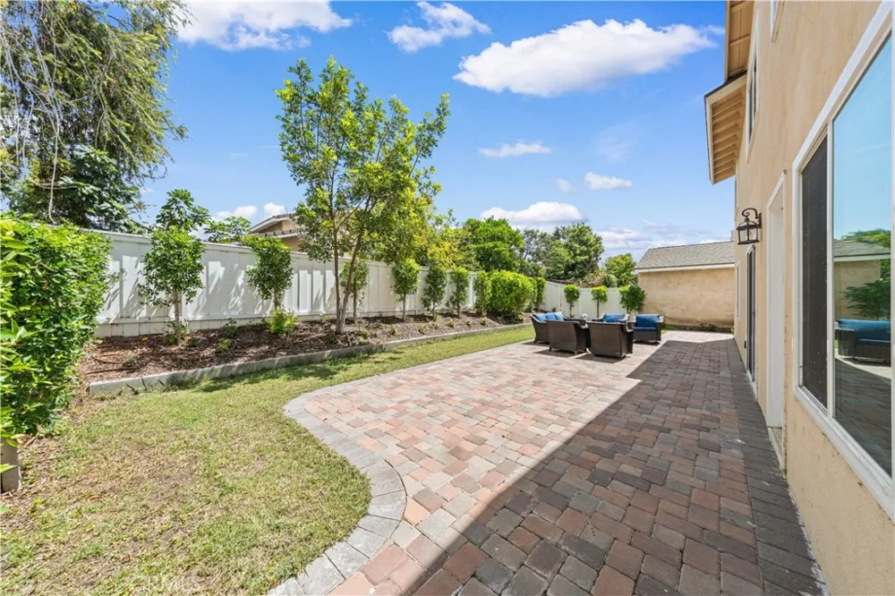 4311 Pioneer St Irvine, CA 92604