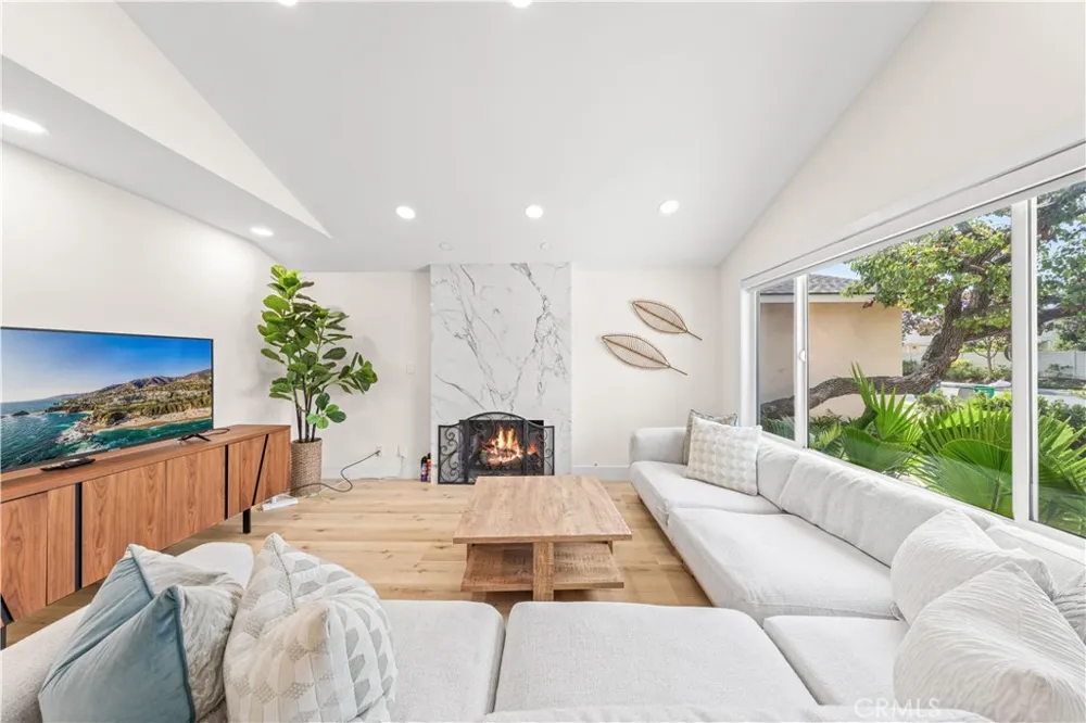 4311 Pioneer St Irvine, CA 92604