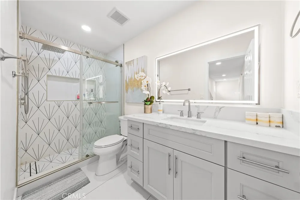 4311 Pioneer St Irvine, CA 92604