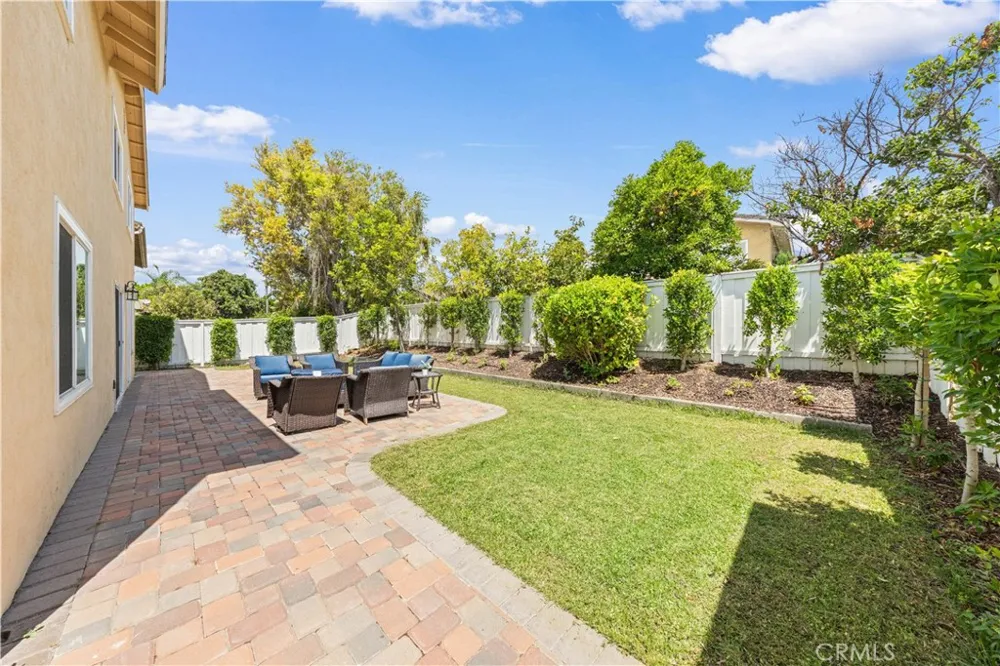 4311 Pioneer St Irvine, CA 92604