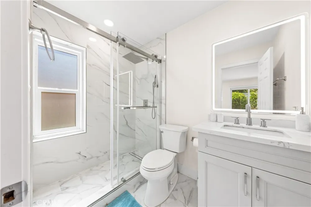 4311 Pioneer St Irvine, CA 92604