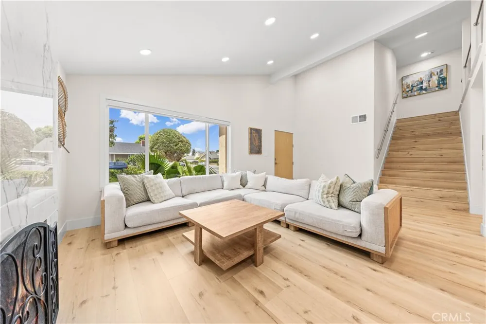 4311 Pioneer St Irvine, CA 92604