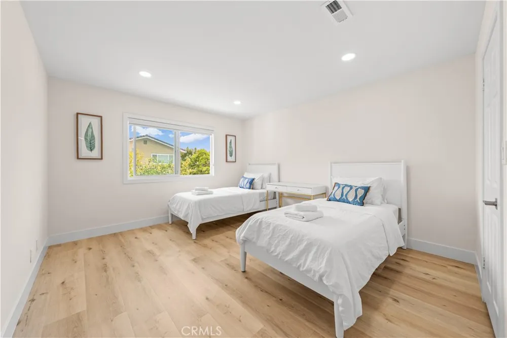 4311 Pioneer St Irvine, CA 92604