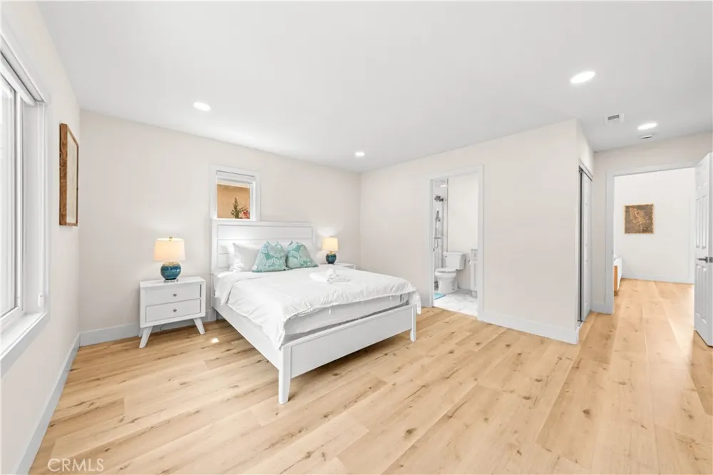 4311 Pioneer St Irvine, CA 92604