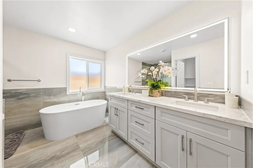 4311 Pioneer St Irvine, CA 92604